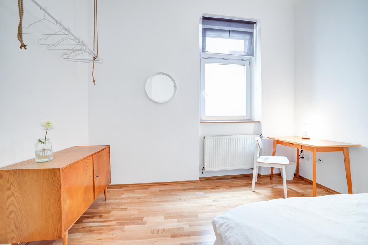 Vachova Apartments Бърно Екстериор снимка