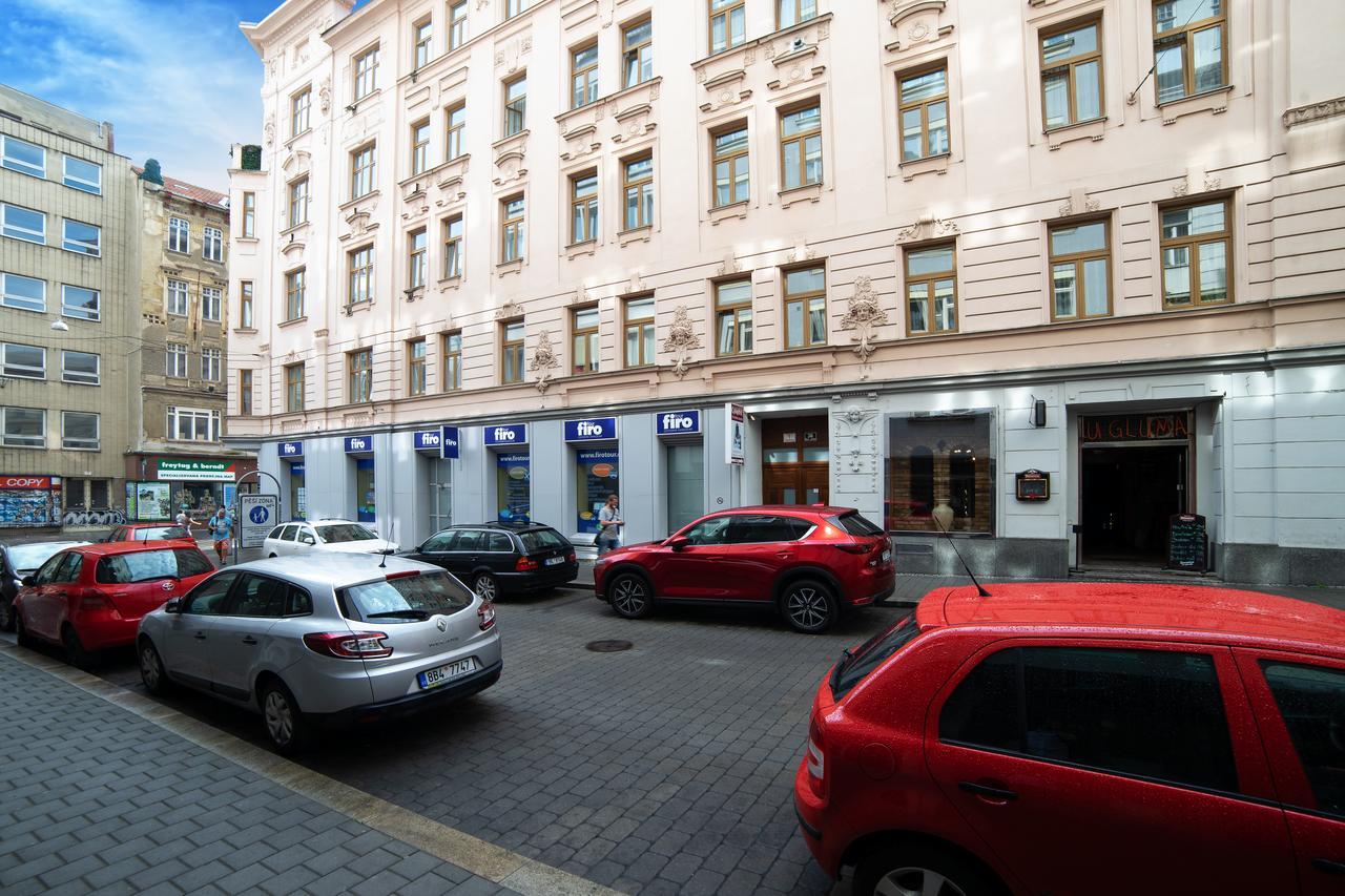 Vachova Apartments Бърно Екстериор снимка